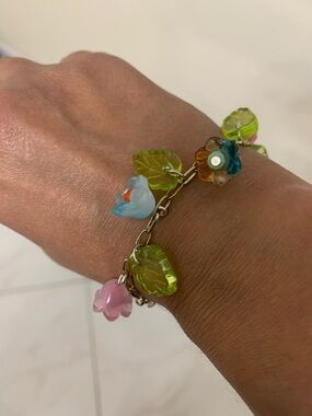 One of kind, unique Multicolor Floral Glass Charm Bracelet - NWOT